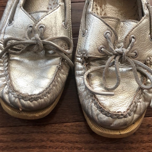Sperry metallic gold loafers - Picture 3 of 5